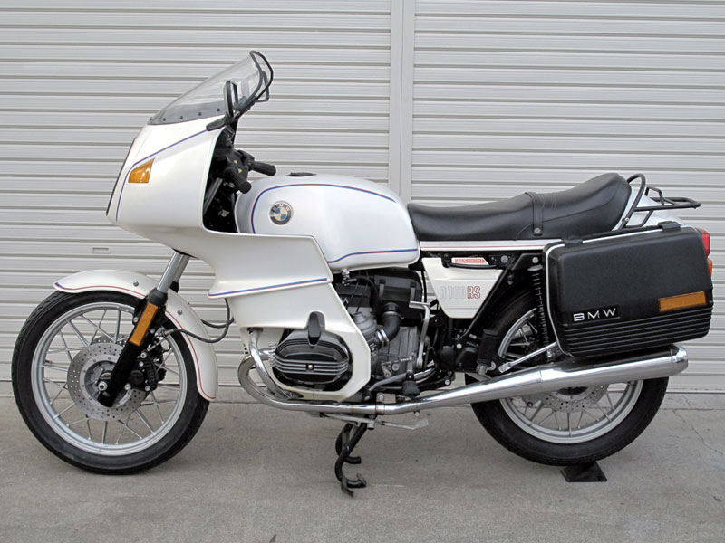 r100rs.jpg
